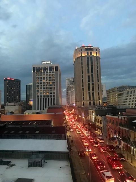 Plaza Suites Downtown New Orleans Dış mekan fotoğraf