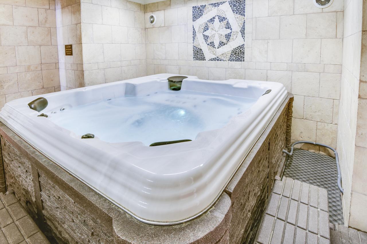 Plaza Suites Downtown New Orleans Dış mekan fotoğraf